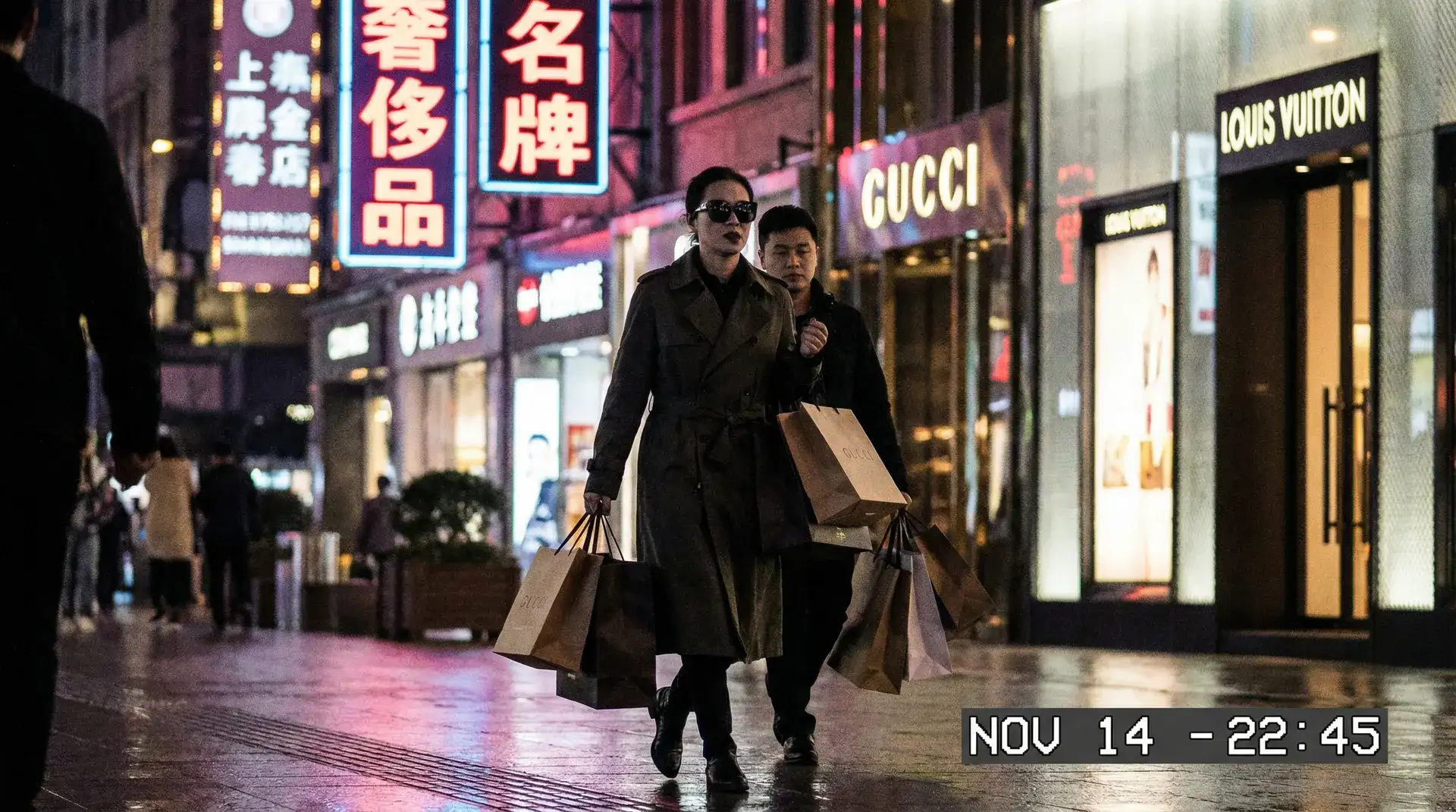叶倩彤_叶倩彤官网|热点黑料叶倩彤自媒体资源站 - 明星夜间购物被偷拍
